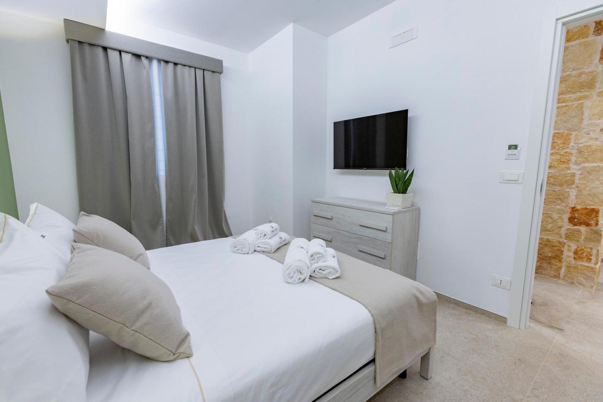 Urban Oasis Hotel Бари Екстериор снимка