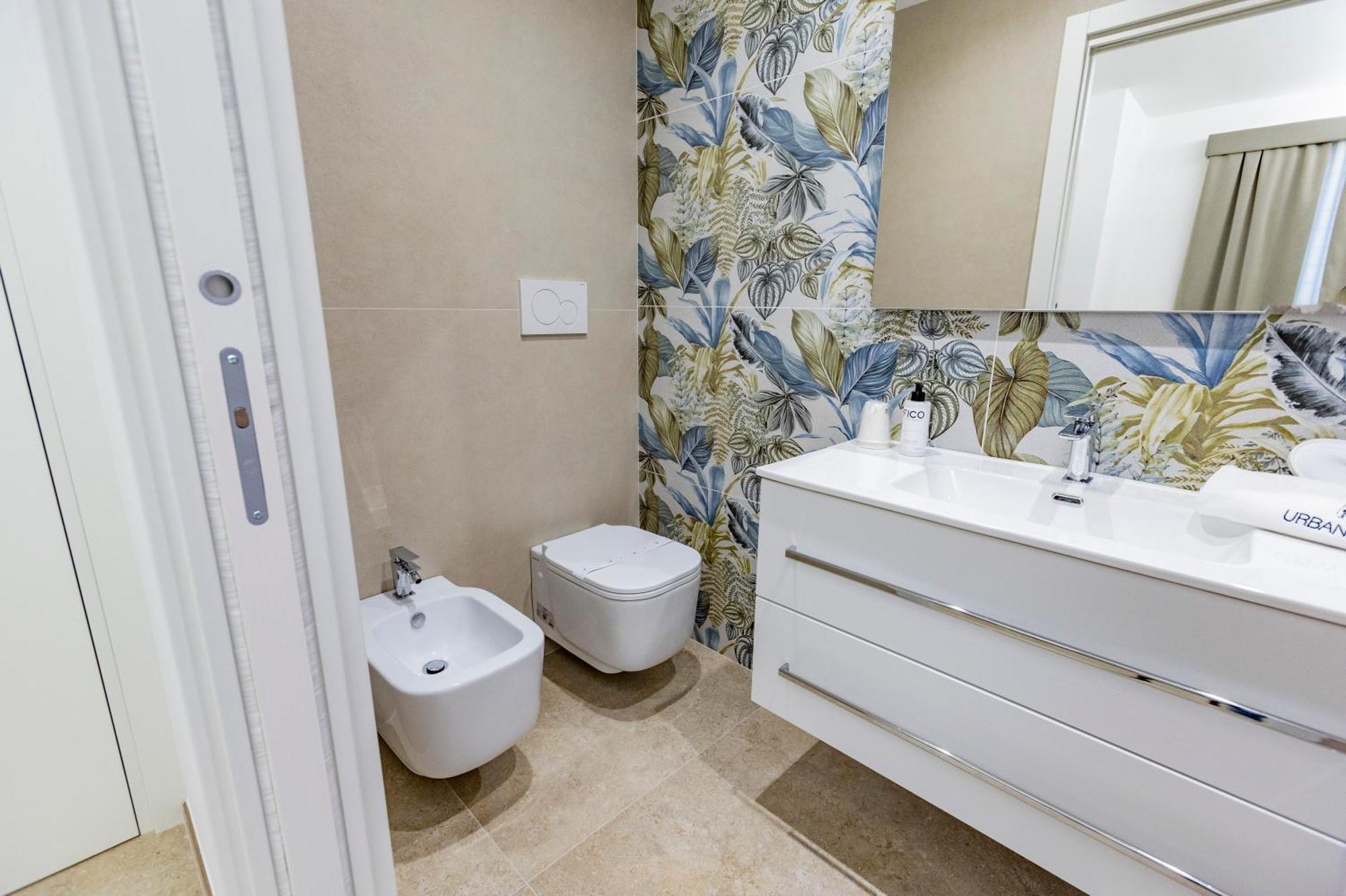 Urban Oasis Hotel Бари Екстериор снимка