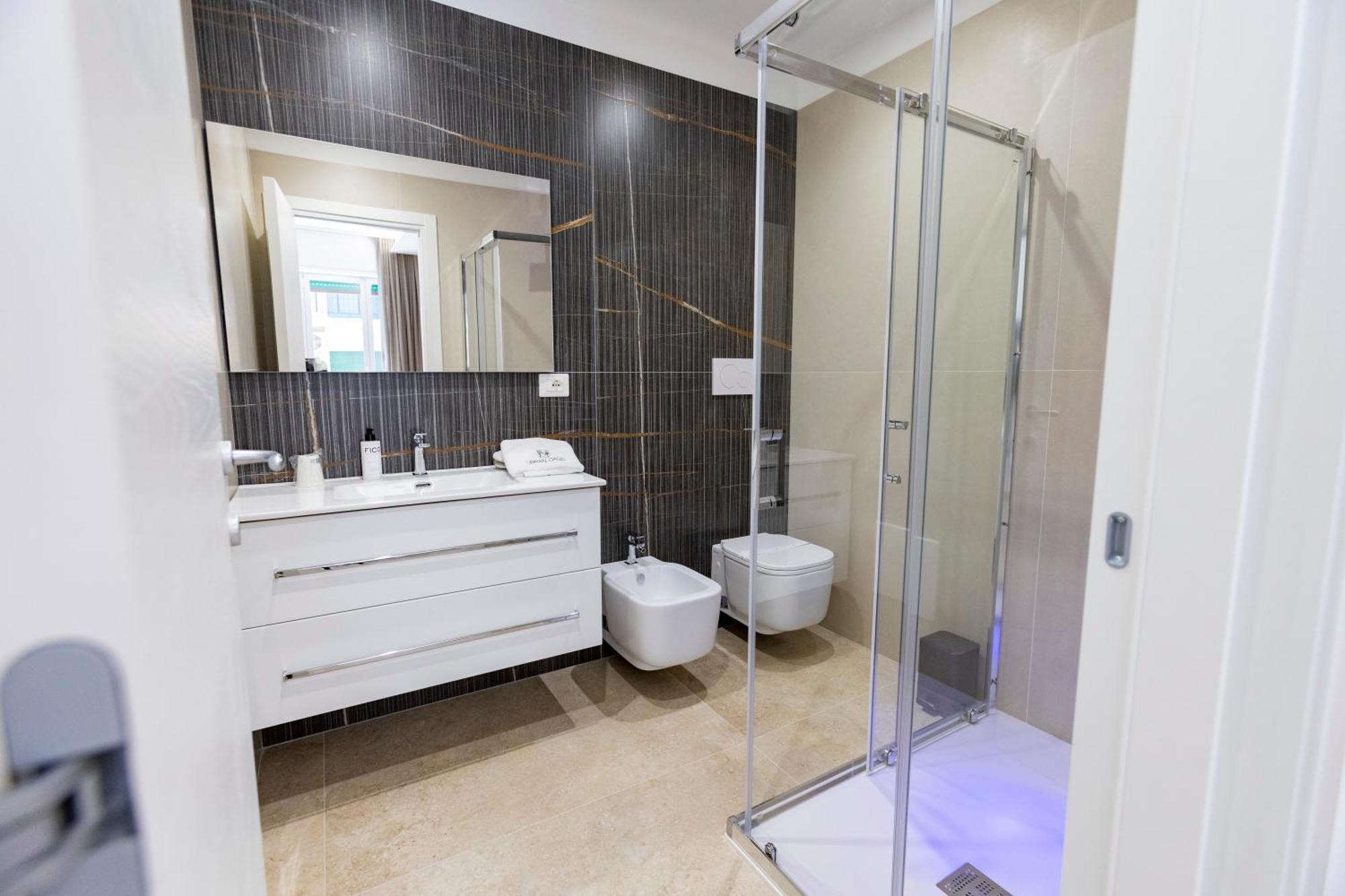 Urban Oasis Hotel Бари Екстериор снимка